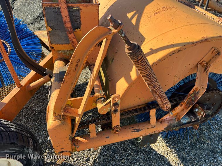 image for item LD9936 W.E. Grace MB 105 E broom