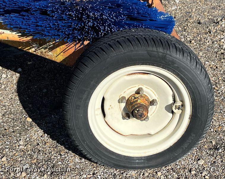 image for item LD9936 W.E. Grace MB 105 E broom