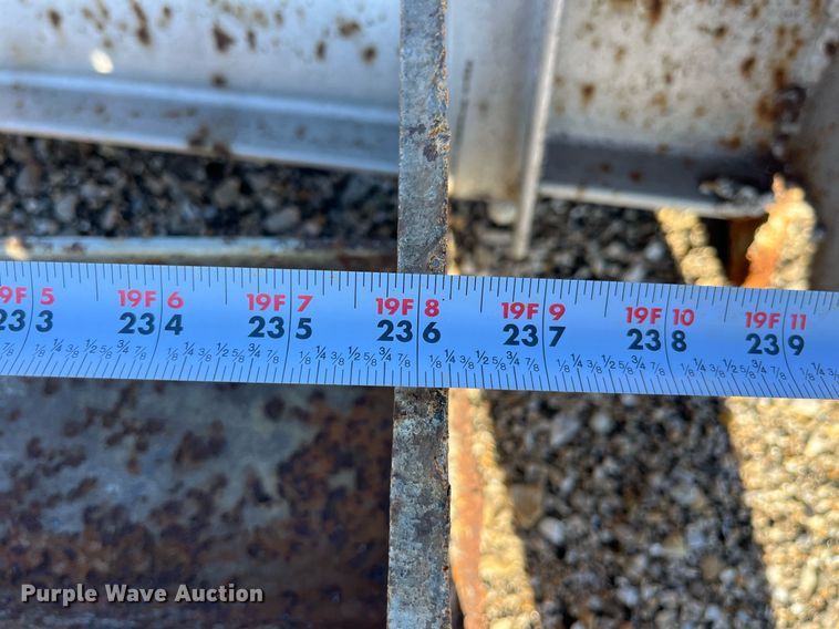 image for item LD9937 Approximately 20 I-beams