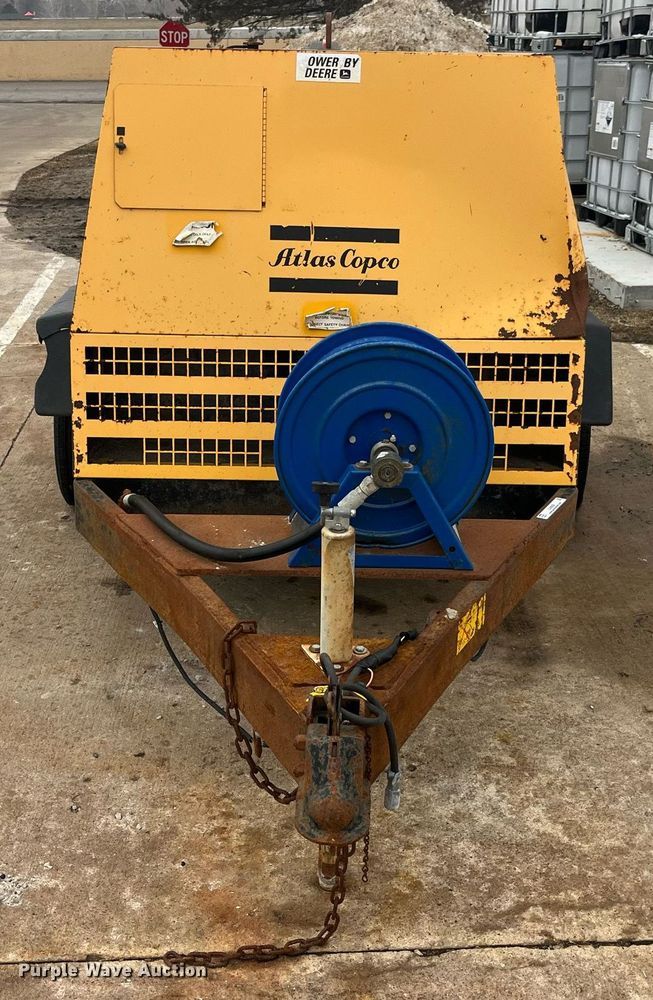 image for item LD9938 1993 Atlas Copco XAS90JD air compressor