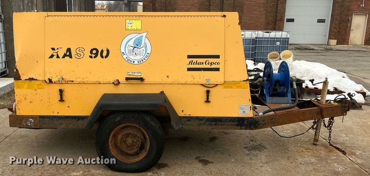 image for item LD9938 1993 Atlas Copco XAS90JD air compressor