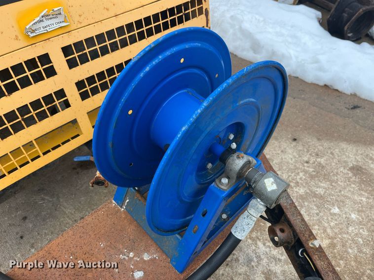 image for item LD9938 1993 Atlas Copco XAS90JD air compressor