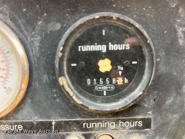 image for item LD9938 1993 Atlas Copco XAS90JD air compressor