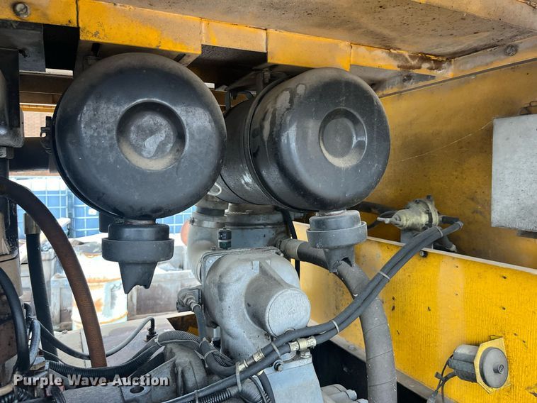 image for item LD9938 1993 Atlas Copco XAS90JD air compressor