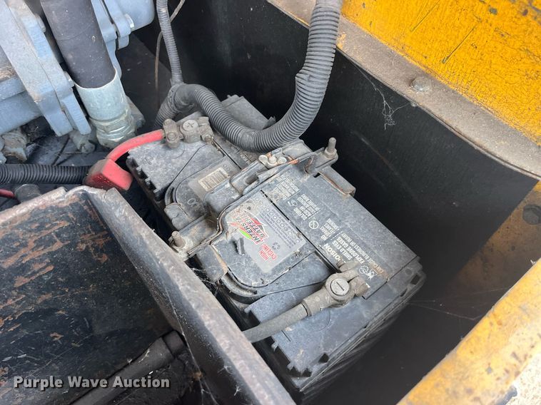 image for item LD9938 1993 Atlas Copco XAS90JD air compressor