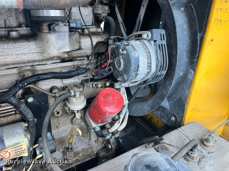 image for item LD9938 1993 Atlas Copco XAS90JD air compressor