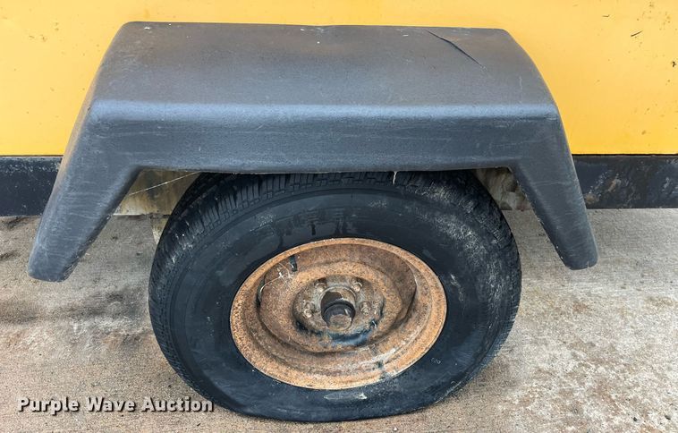 image for item LD9938 1993 Atlas Copco XAS90JD air compressor