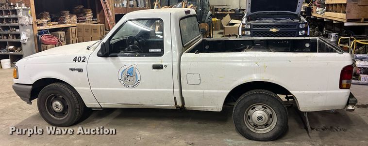 image for item LD9942 1993 Ford Ranger XL pickup truck