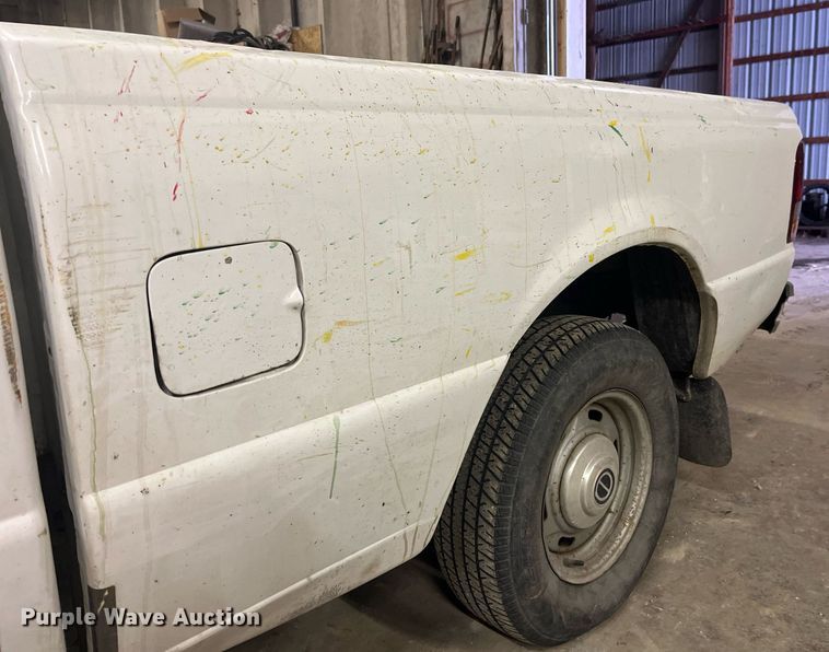 image for item LD9942 1993 Ford Ranger XL pickup truck