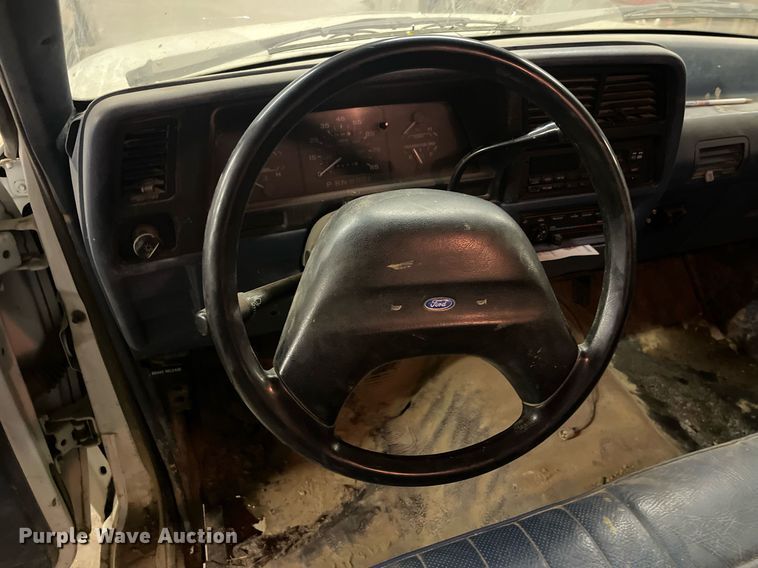 image for item LD9942 1993 Ford Ranger XL pickup truck