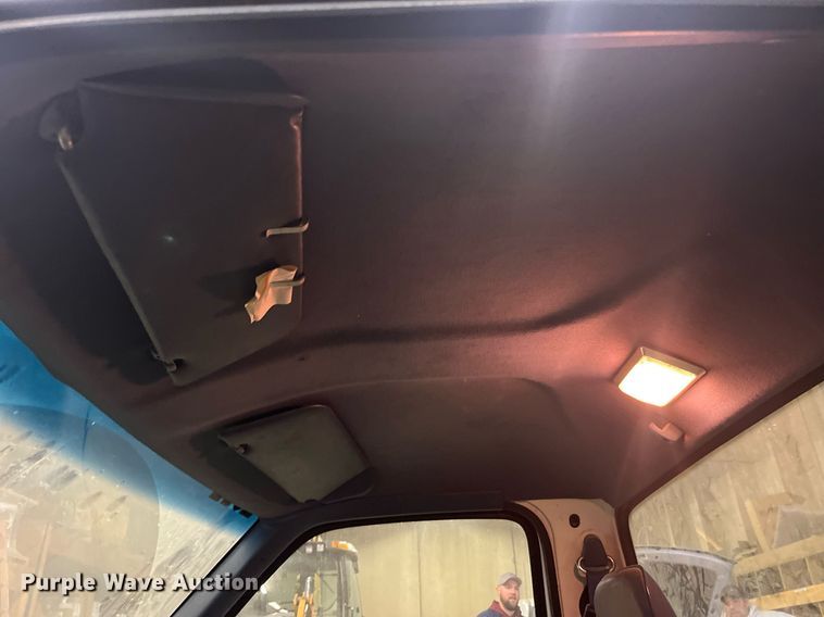 image for item LD9942 1993 Ford Ranger XL pickup truck