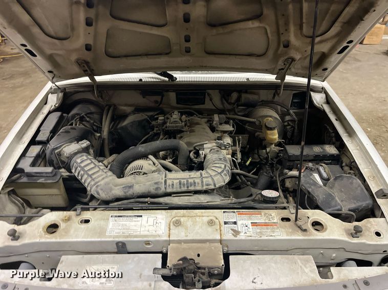 image for item LD9942 1993 Ford Ranger XL pickup truck