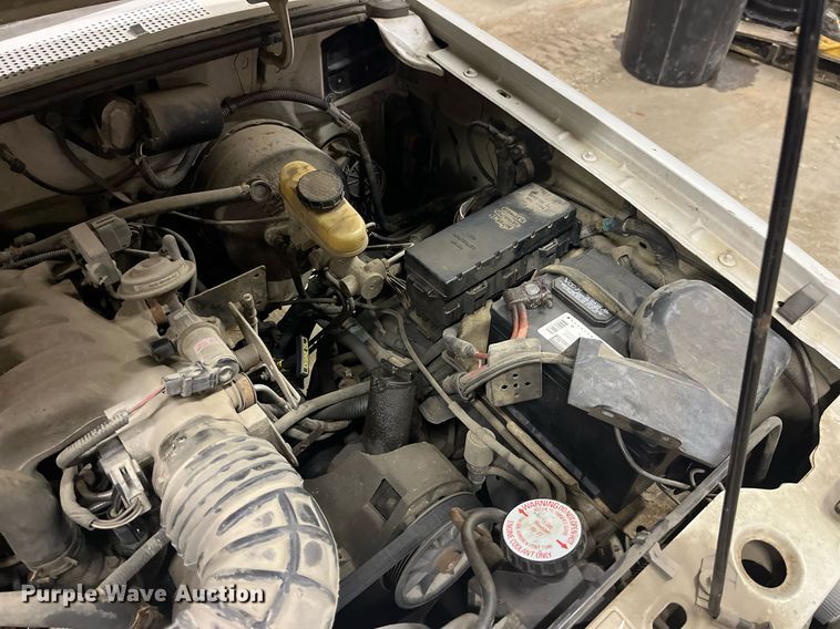 image for item LD9942 1993 Ford Ranger XL pickup truck