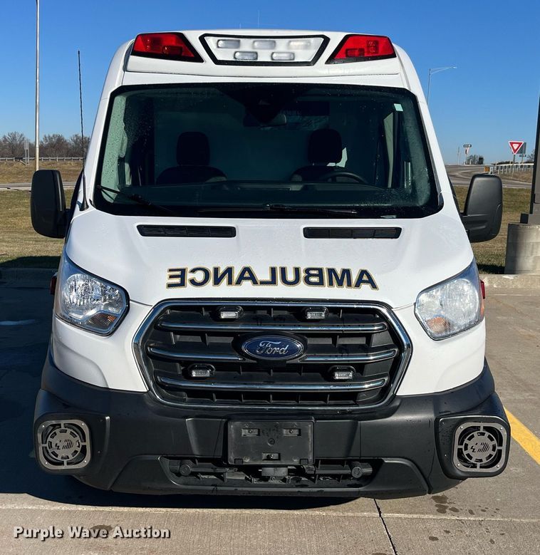 image for item LD9944 2020 Ford Transit 250 ambulance