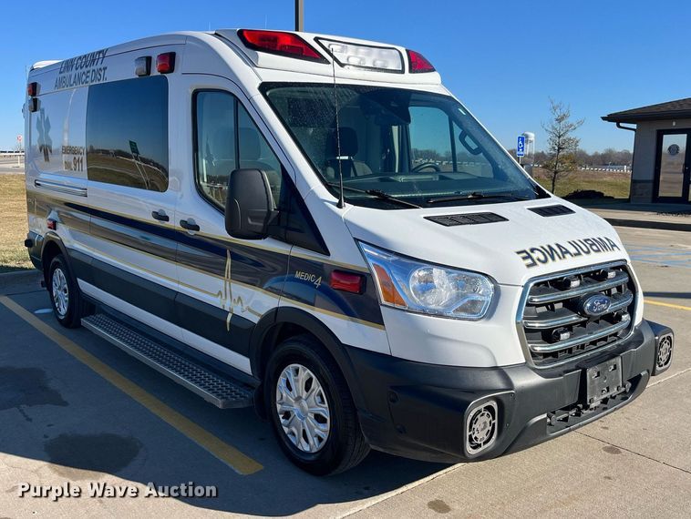 image for item LD9944 2020 Ford Transit 250 ambulance