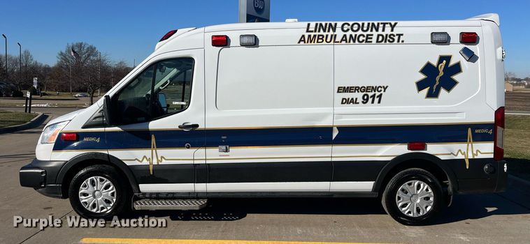 image for item LD9944 2020 Ford Transit 250 ambulance