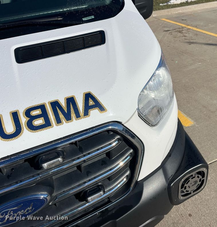 image for item LD9944 2020 Ford Transit 250 ambulance