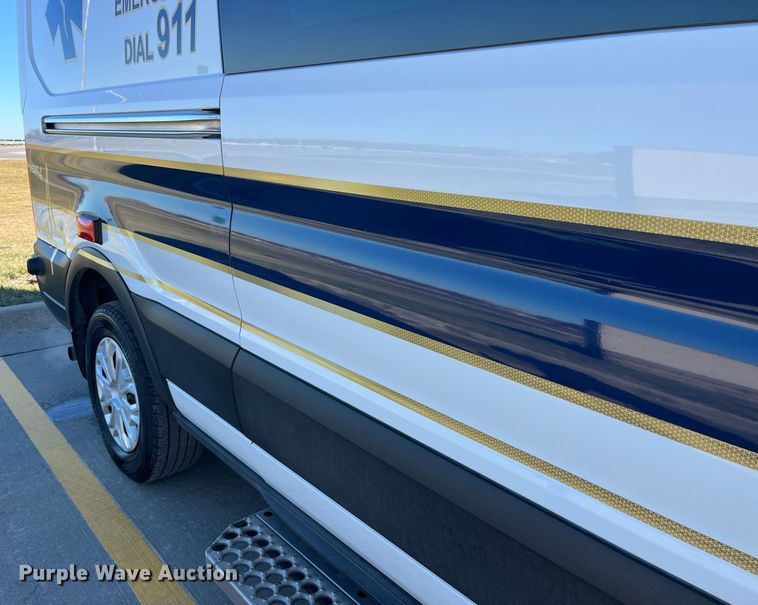 image for item LD9944 2020 Ford Transit 250 ambulance