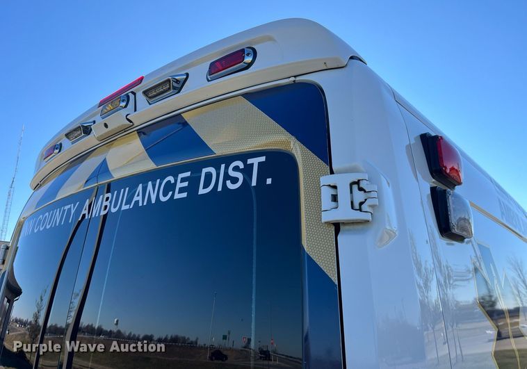 image for item LD9944 2020 Ford Transit 250 ambulance