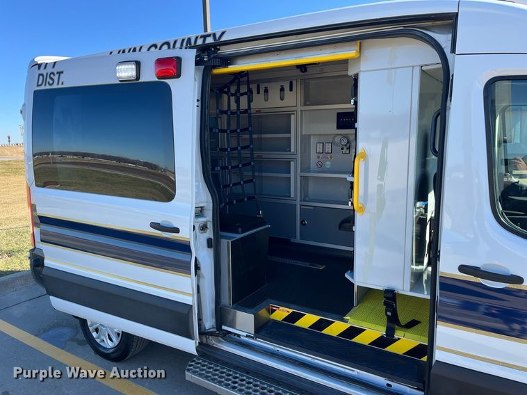 image for item LD9944 2020 Ford Transit 250 ambulance
