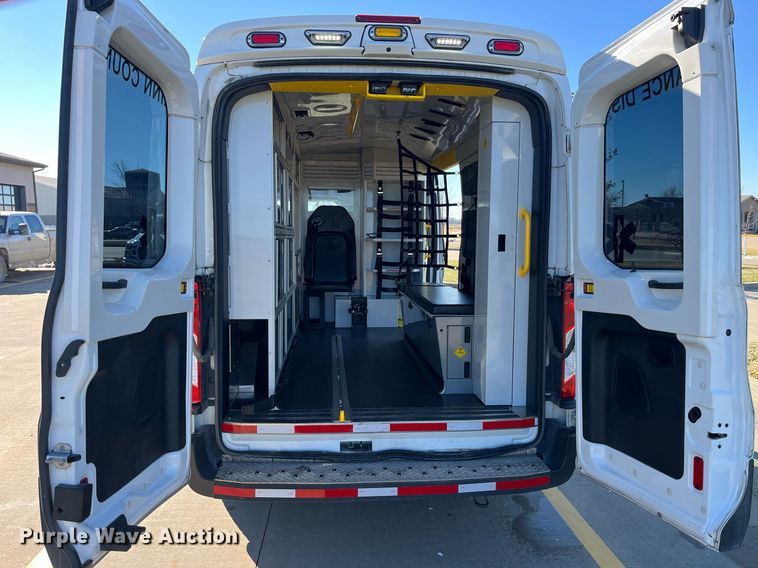 image for item LD9944 2020 Ford Transit 250 ambulance