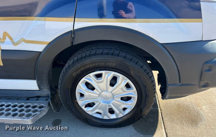 image for item LD9944 2020 Ford Transit 250 ambulance