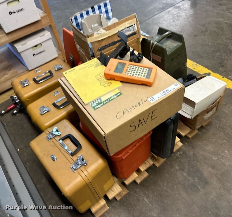 image for item LH9048 Surveying equipment 