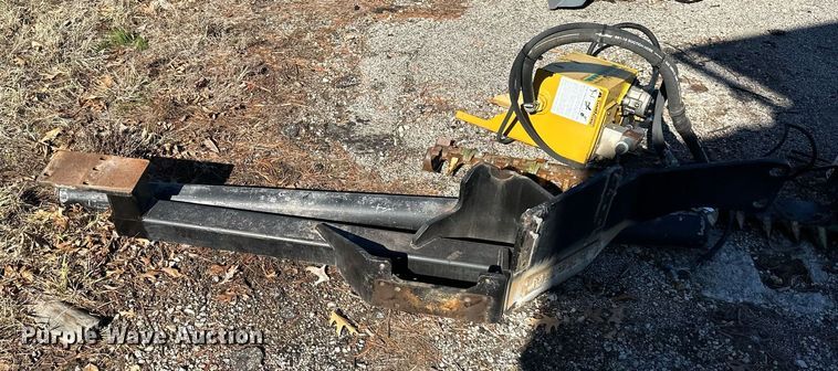 image for item LH9056 Alamo sickle mower