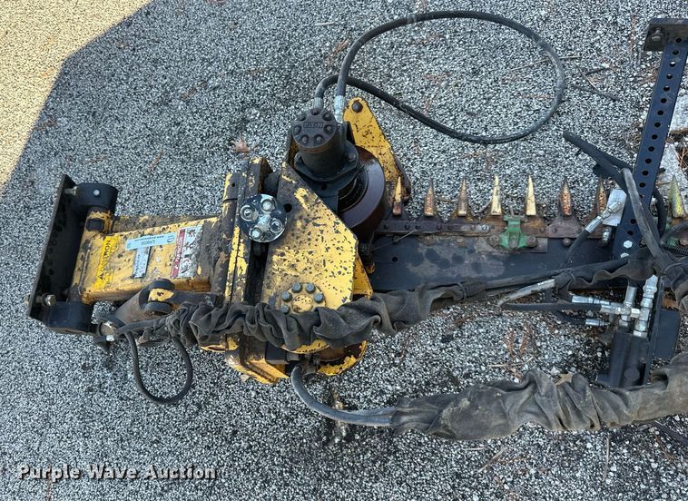 image for item LH9056 Alamo sickle mower