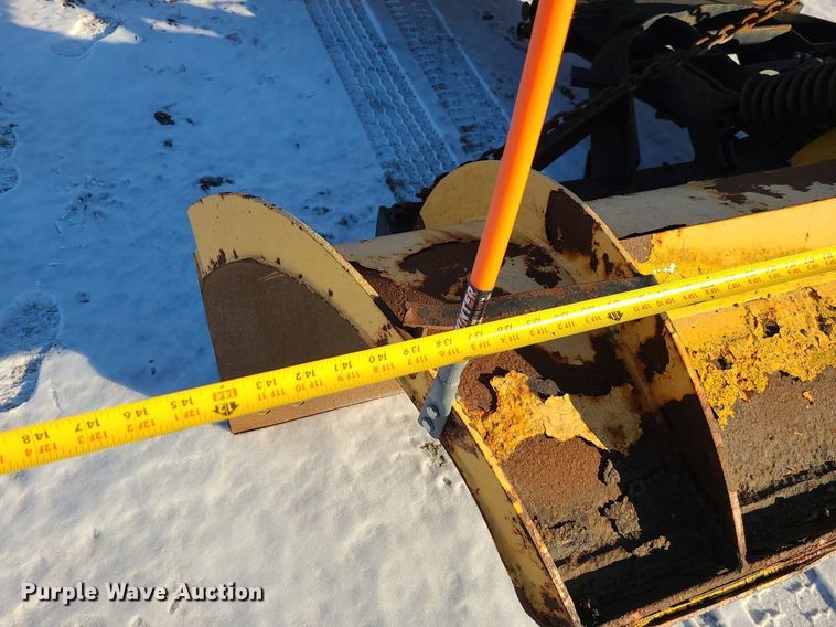 image for item LJ9472 2005 International 7400 dump truck