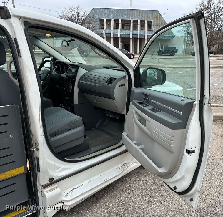 image for item LK9710 2010 Dodge  Grand Caravan  handicap accessible van