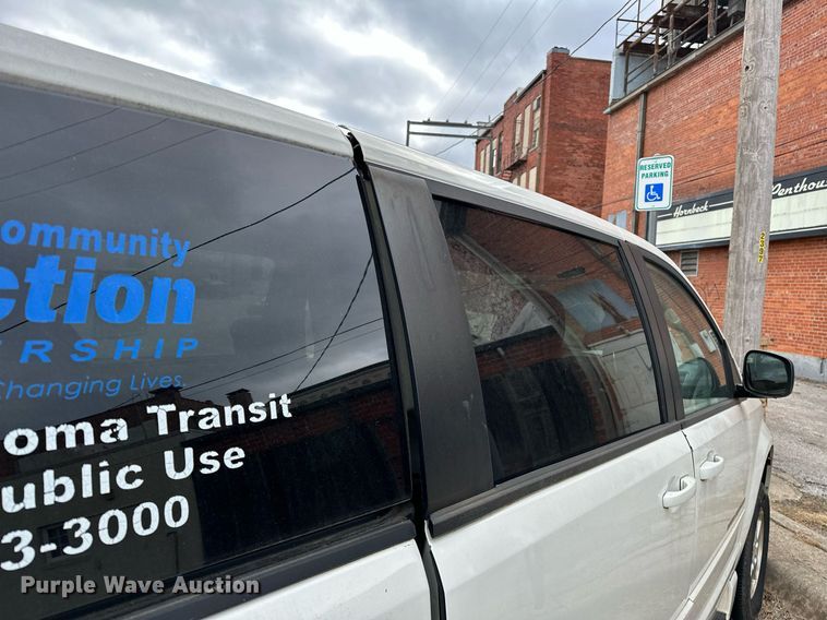 image for item LK9711 2011 Dodge Grand Caravan  handicap accessible van