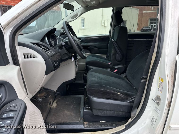 image for item LK9711 2011 Dodge Grand Caravan  handicap accessible van