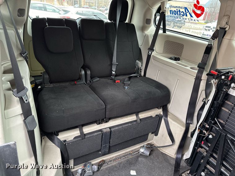 image for item LK9711 2011 Dodge Grand Caravan  handicap accessible van