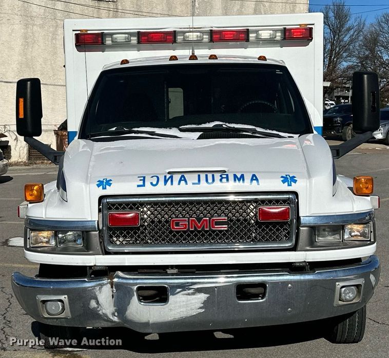 image for item LK9769 2008 GMC C4500 ambulance