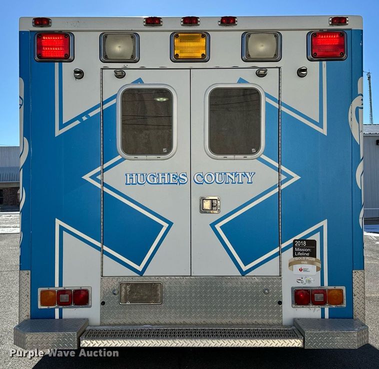 image for item LK9769 2008 GMC C4500 ambulance