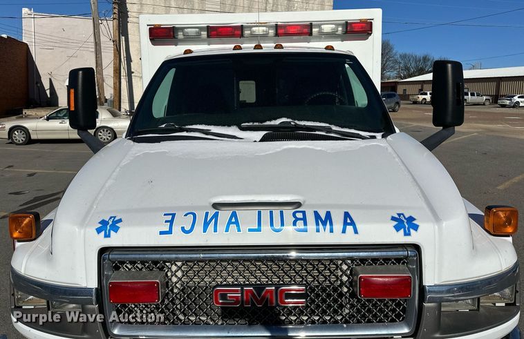 image for item LK9769 2008 GMC C4500 ambulance