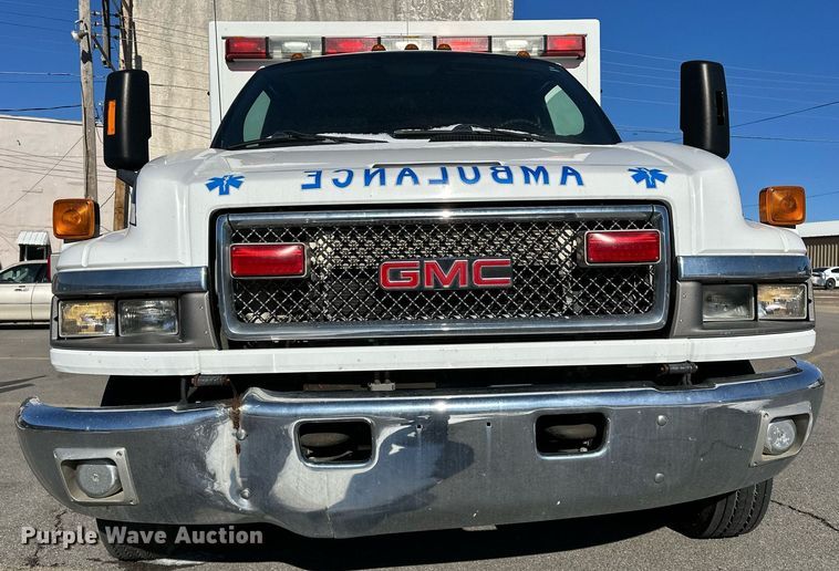 image for item LK9769 2008 GMC C4500 ambulance
