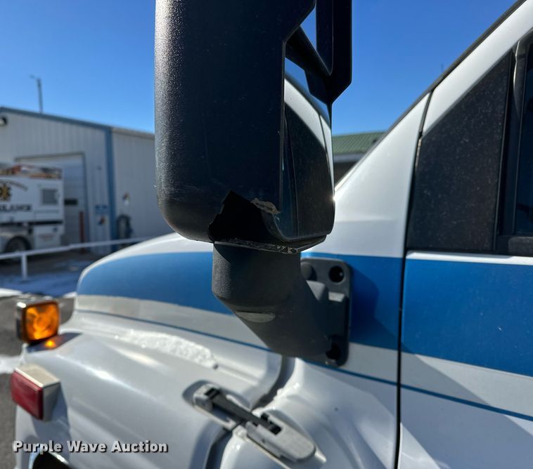 image for item LK9769 2008 GMC C4500 ambulance