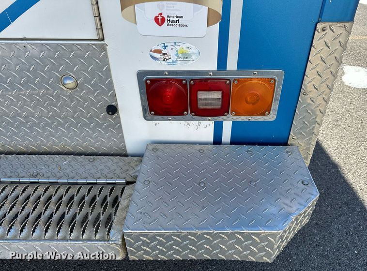 image for item LK9769 2008 GMC C4500 ambulance