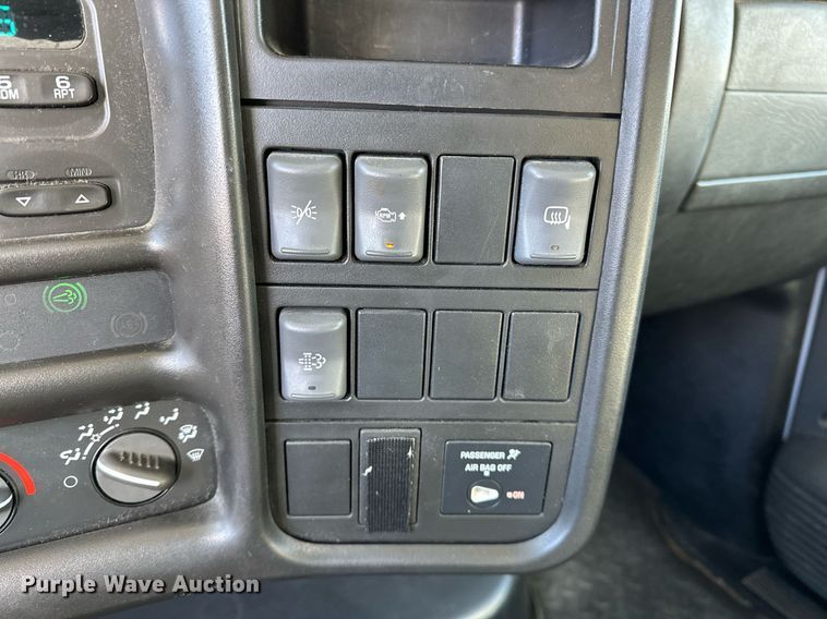 image for item LK9769 2008 GMC C4500 ambulance