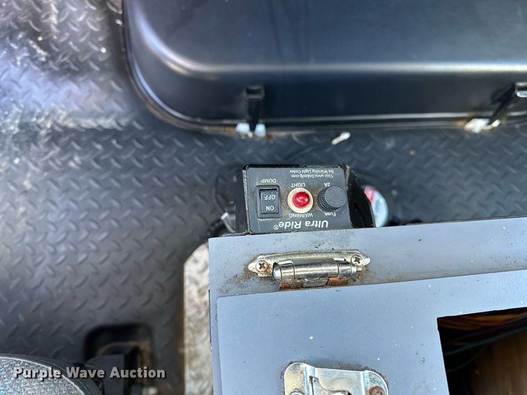 image for item LK9769 2008 GMC C4500 ambulance