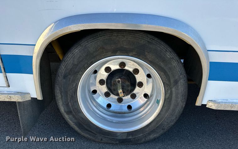 image for item LK9769 2008 GMC C4500 ambulance