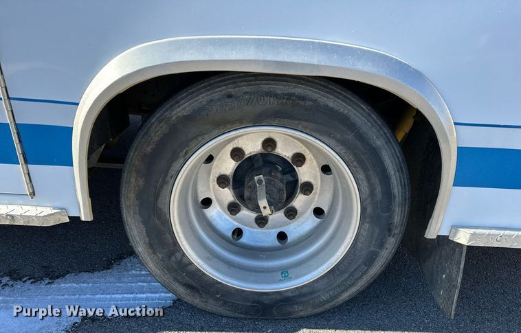 image for item LK9769 2008 GMC C4500 ambulance