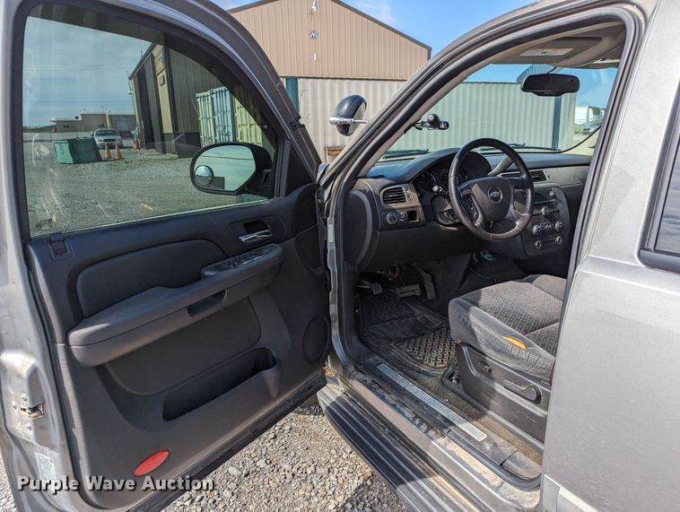 image for item LM9823 2007 Chevrolet Tahoe Police SUV