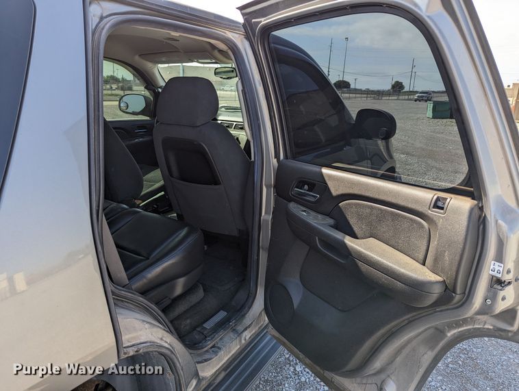 image for item LM9823 2007 Chevrolet Tahoe Police SUV