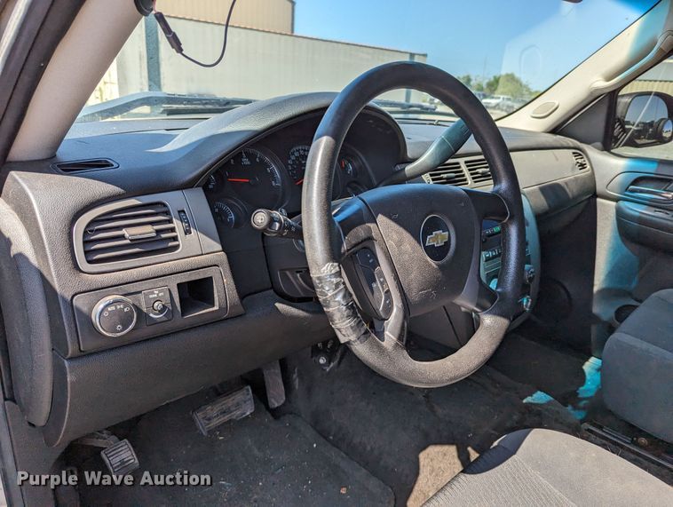 image for item LM9824 2009 Chevrolet Tahoe Police SUV