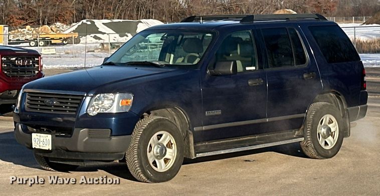 image for item LO9466 2006 Ford  Explorer SUV