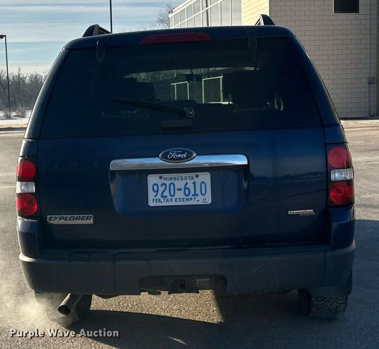 image for item LO9466 2006 Ford  Explorer SUV