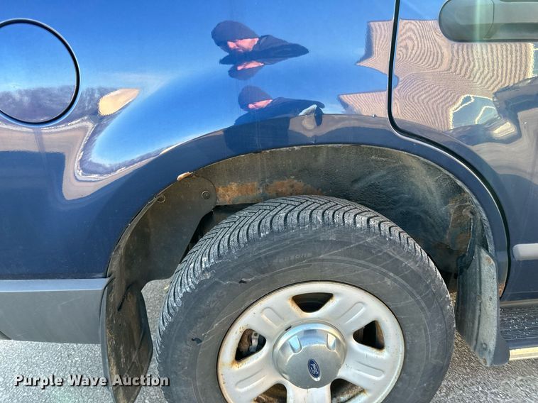 image for item LO9466 2006 Ford  Explorer SUV